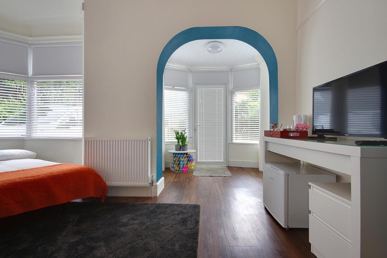 Large En-Suite By The Beach Bournemouth Bagian luar foto