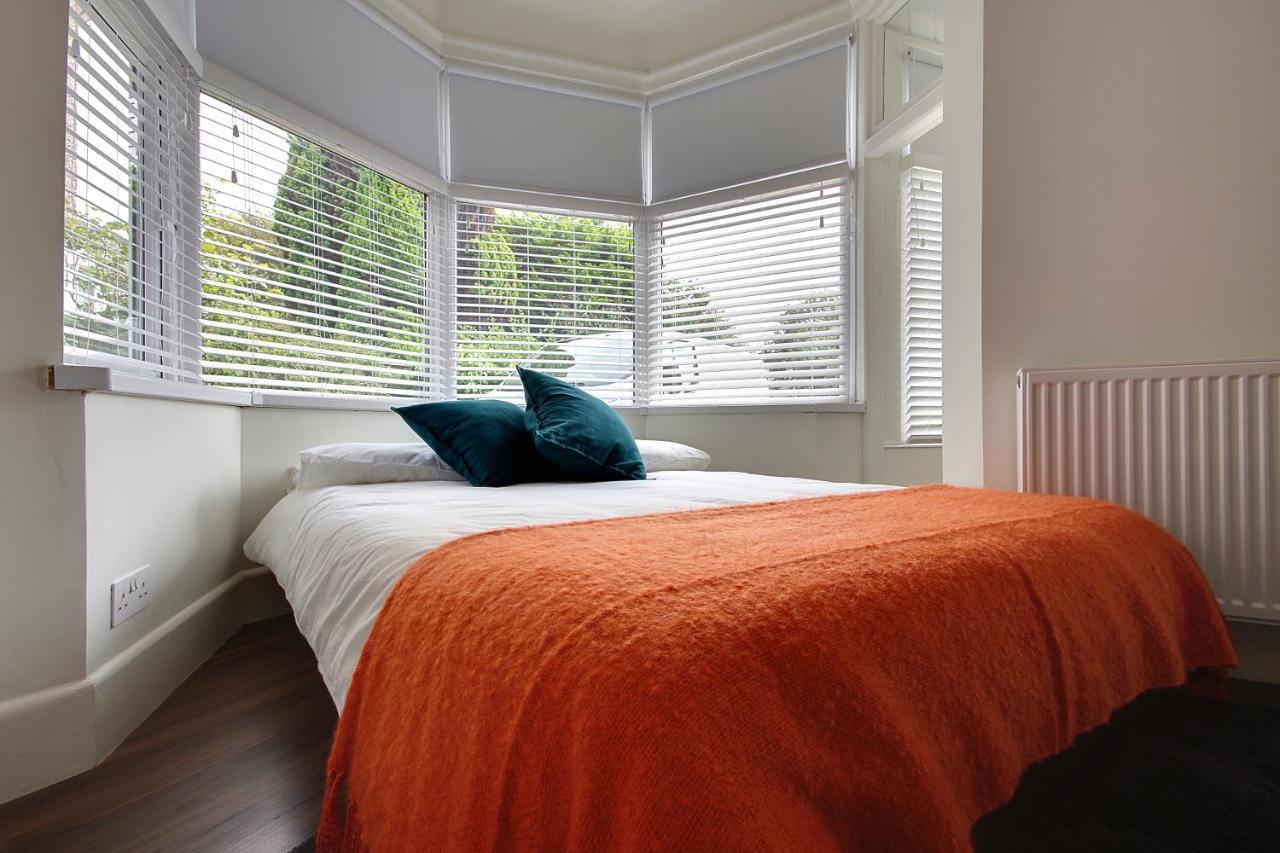 Large En-Suite By The Beach Bournemouth Bagian luar foto