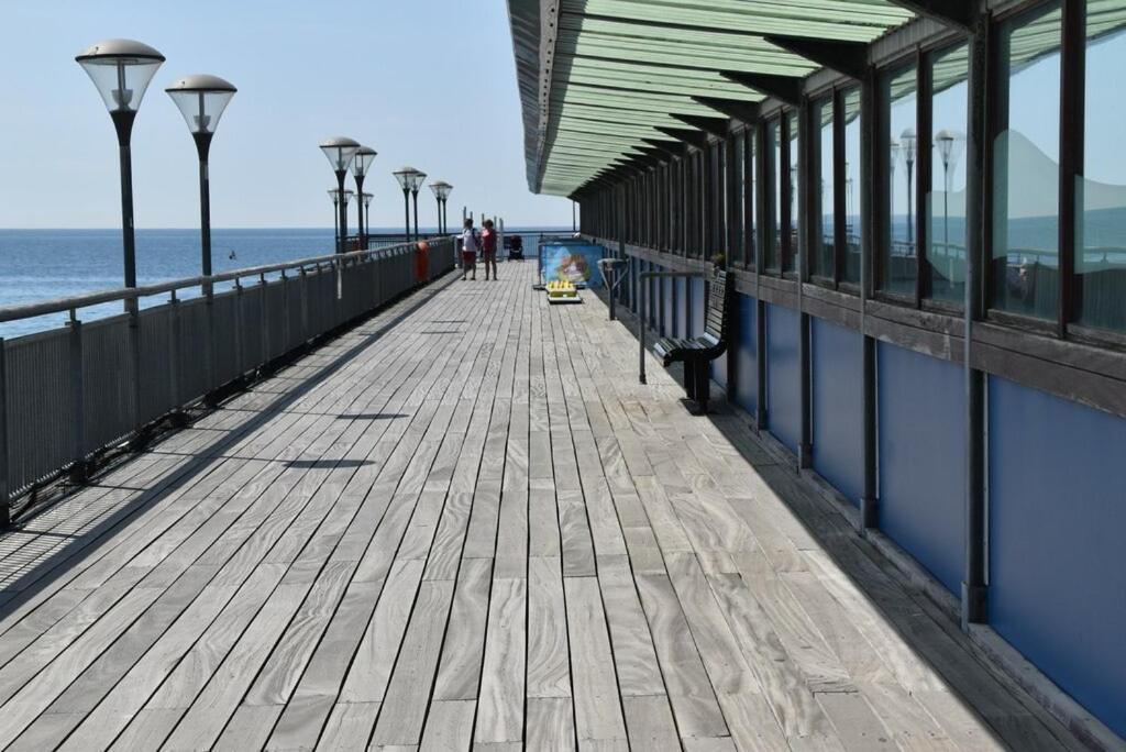 Large En-Suite By The Beach Bournemouth Bagian luar foto